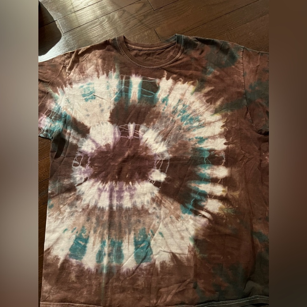 Oversized Graphic tee from Urban Outfitters!